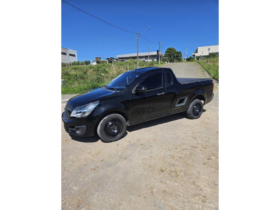 CHEVROLET - MONTANA - 2014/2014 - Preta - R$ 43.000,00