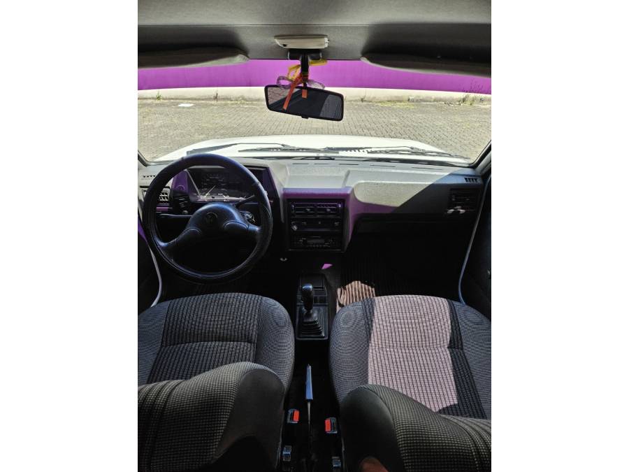 VOLKSWAGEN - VOYAGE - 1991/1991 - Branca - R$ 23.000,00