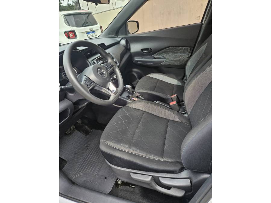 NISSAN - KICKS - 2020/2020 - Branca - R$ 87.000,00