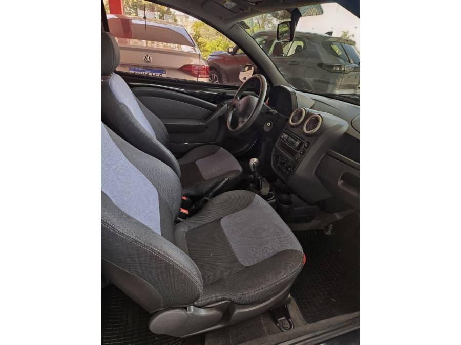 FORD - KA - 2012/2013 - Preta - R$ 30.000,00