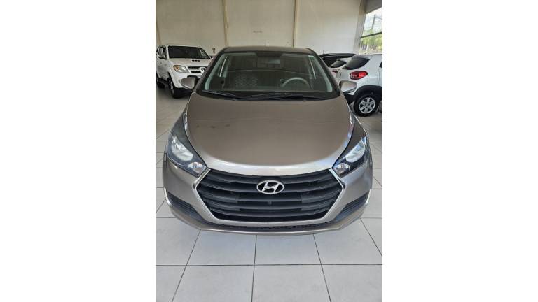 HYUNDAI - HB20 - 2017/2017 - Prata - R$ 56.500,00