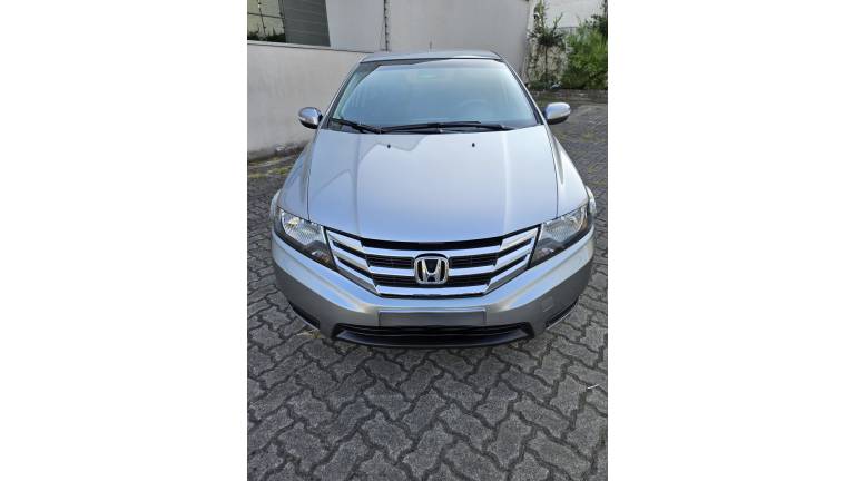 HONDA - CITY - 2013/2013 - Cinza - R$ 56.000,00