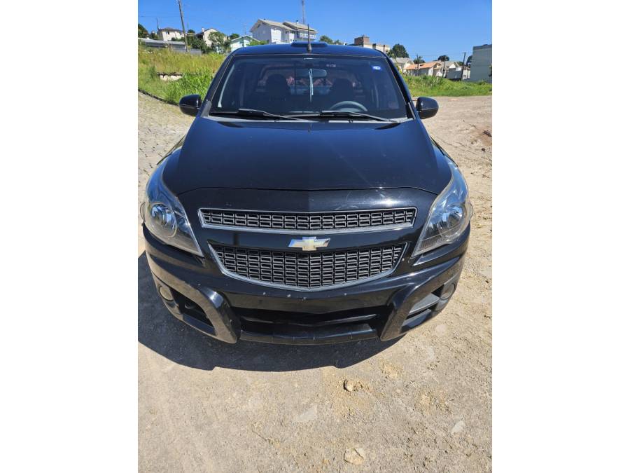 CHEVROLET - MONTANA - 2014/2014 - Preta - R$ 43.000,00