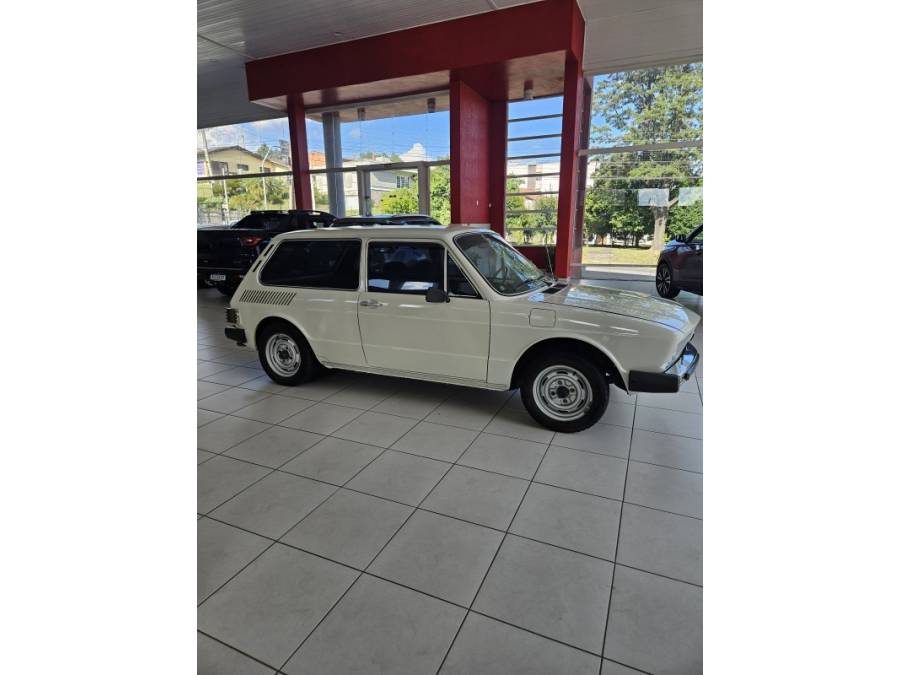 VOLKSWAGEN - BRASILIA - 1979/1980 - Branca - R$ 24.000,00