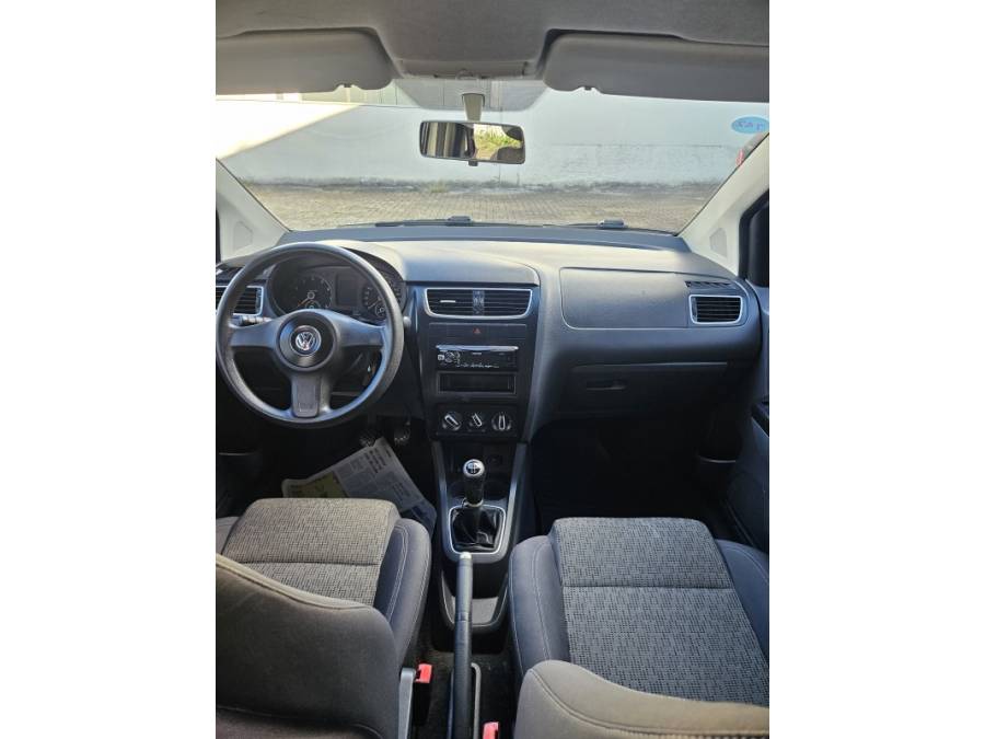VOLKSWAGEN - FOX - 2012/2013 - Branca - R$ 39.000,00