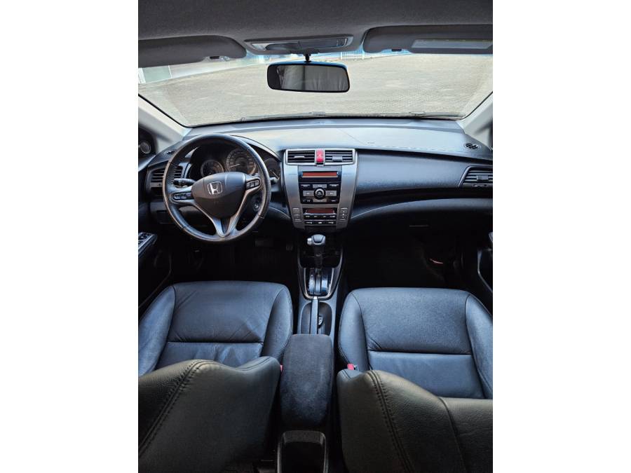 HONDA - CITY - 2013/2013 - Cinza - R$ 56.000,00