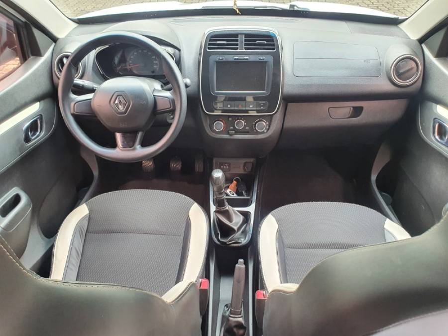 RENAULT - KWID - 2020/2021 - Branca - R$ 47.000,00
