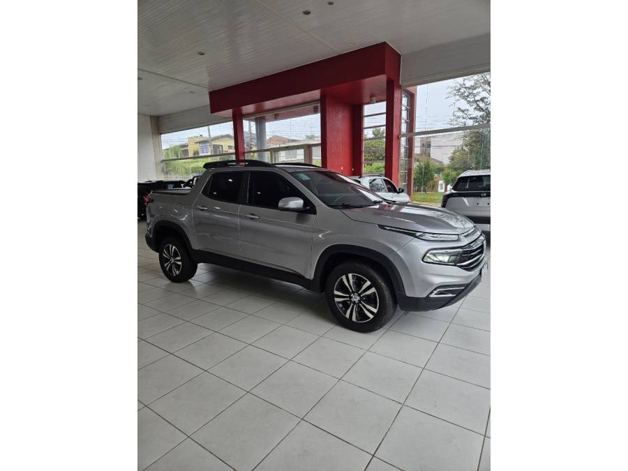 FIAT - TORO - 2022/2022 - Prata - R$ 114.000,00