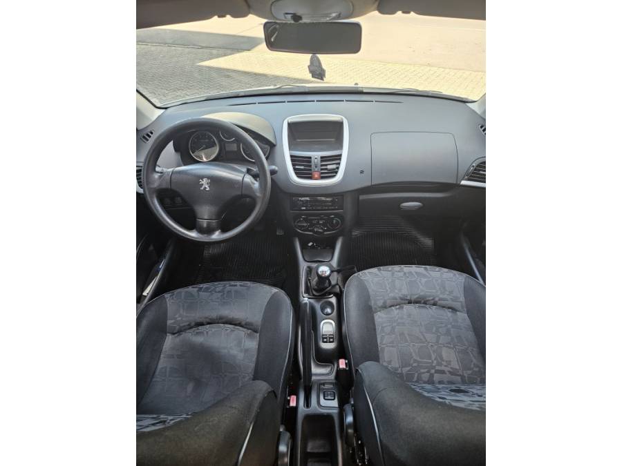 PEUGEOT - 207 - 2010/2011 - Branca - R$ 24.000,00