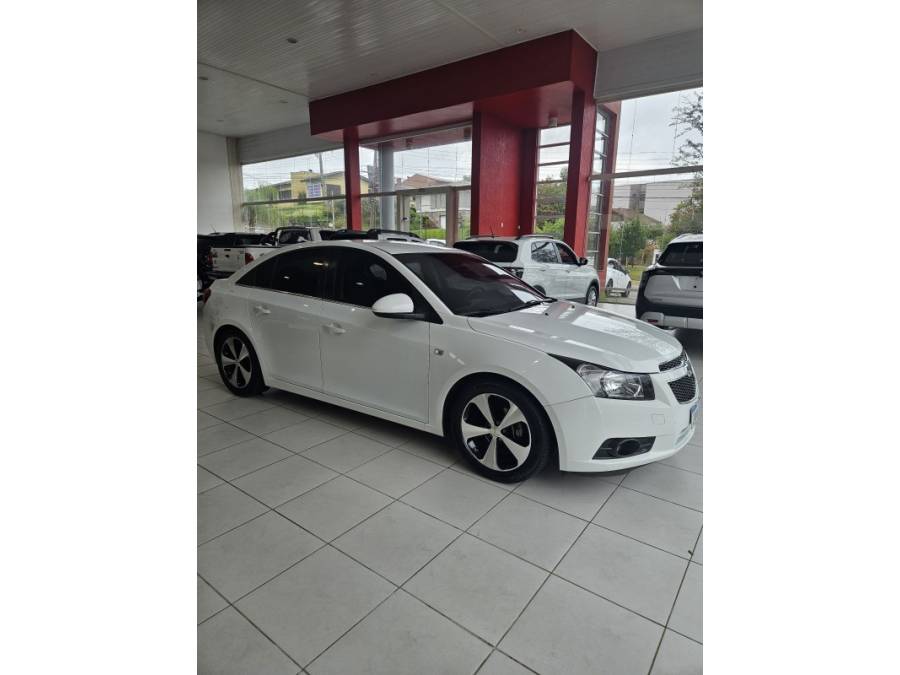 CHEVROLET - CRUZE - 2014/2014 - Branca - R$ 63.000,00