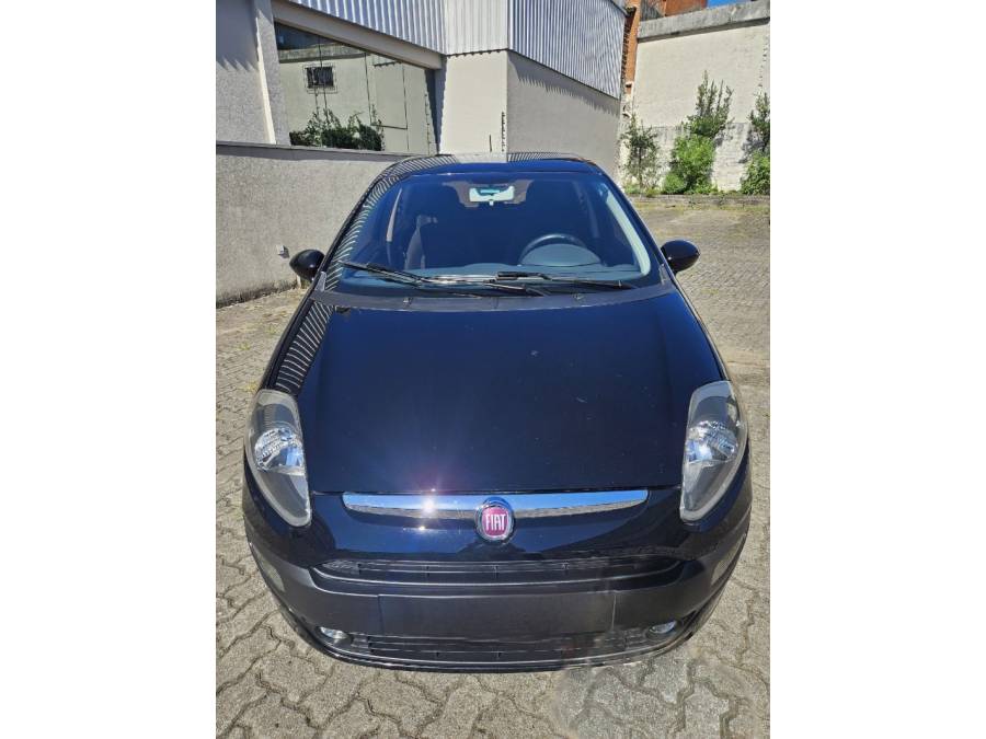 FIAT - PUNTO - 2015/2015 - Preta - R$ 44.000,00