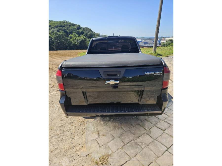 CHEVROLET - MONTANA - 2014/2014 - Preta - R$ 43.000,00
