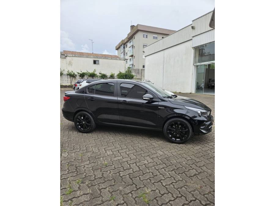 FIAT - CRONOS - 2020/2020 - Preta - R$ 72.000,00