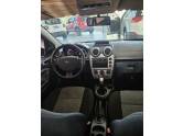 FORD - FIESTA - 2011/2012 - Vermelha - R$ 35.000,00