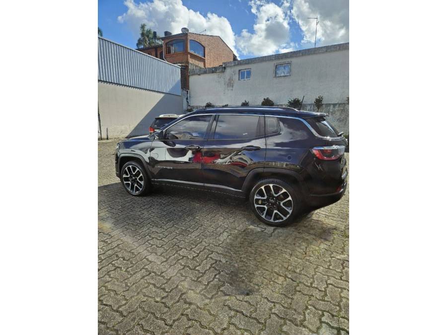 JEEP - COMPASS - 2018/2019 - Preta - R$ 105.000,00