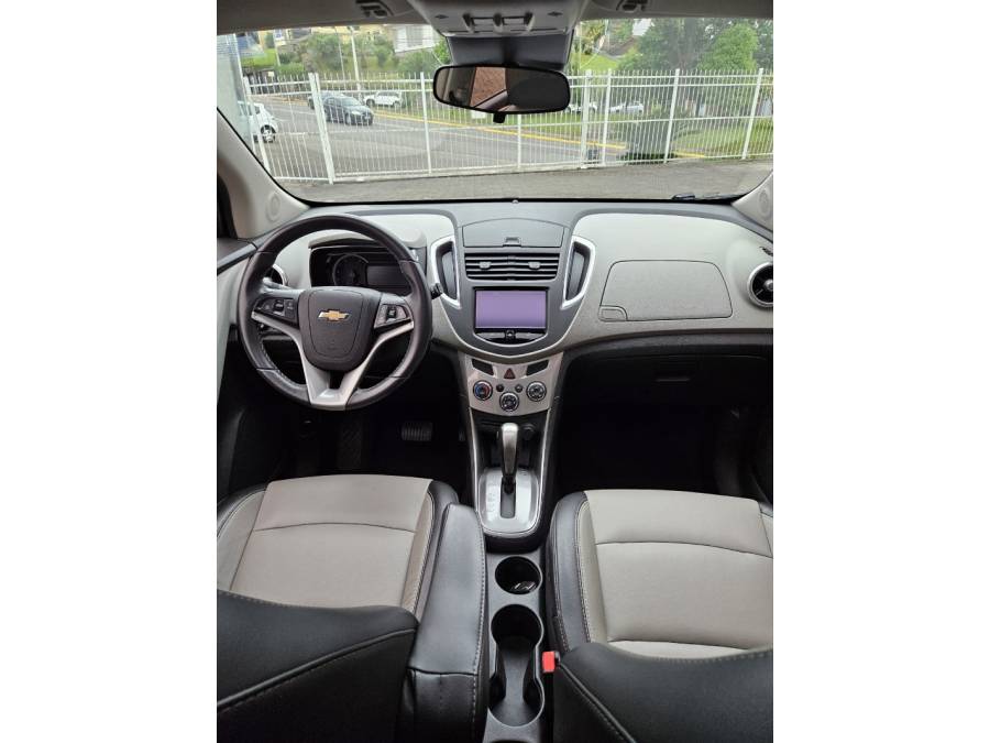 CHEVROLET - TRACKER - 2015/2016 - Roxa - R$ 78.500,00