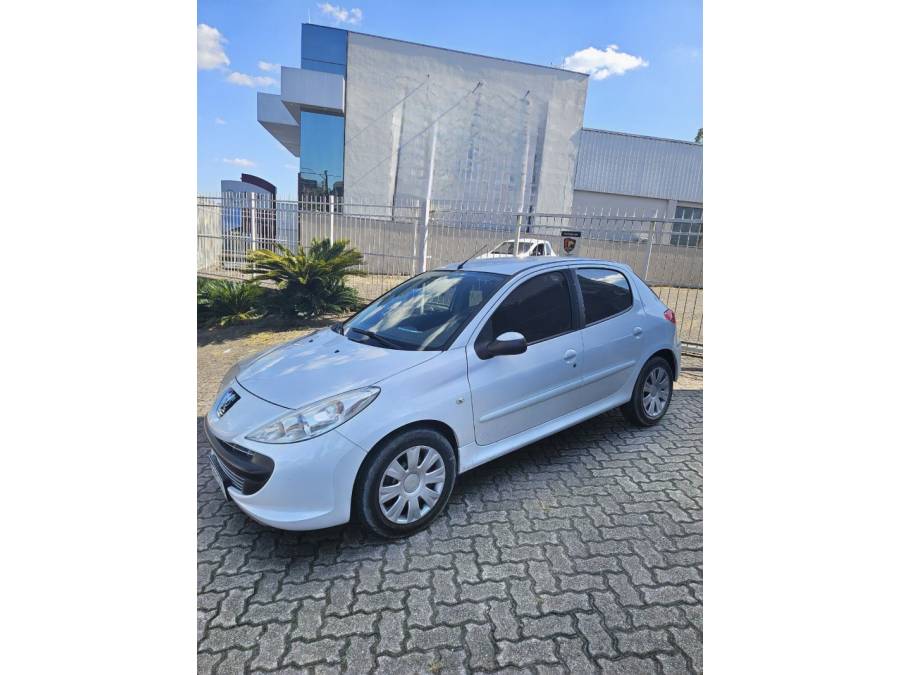 PEUGEOT - 207 - 2010/2011 - Branca - R$ 24.000,00