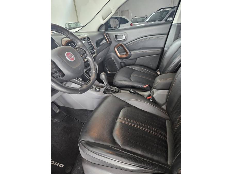 FIAT - TORO - 2019/2020 - Preta - R$ 123.000,00