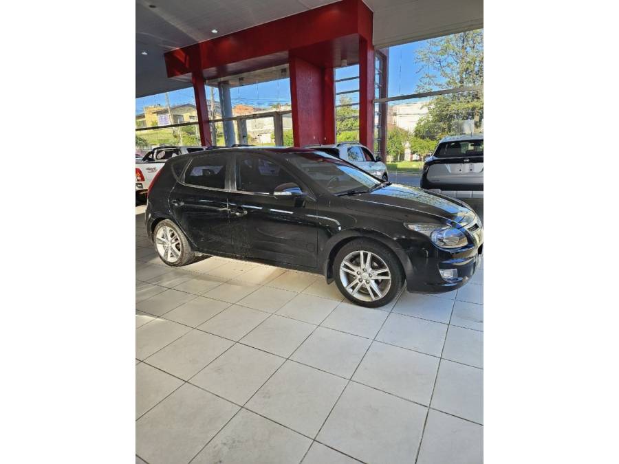 HYUNDAI - I30 - 2010/2011 - Preta - R$ 45.000,00