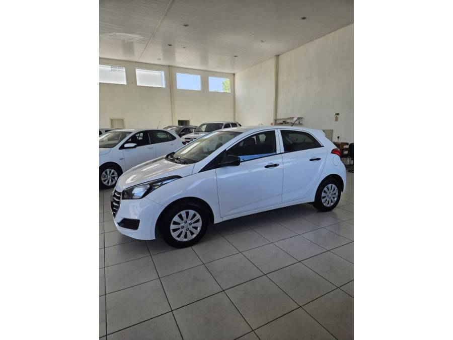 HYUNDAI - HB20 - 2018/2018 - Branca - R$ 55.000,00