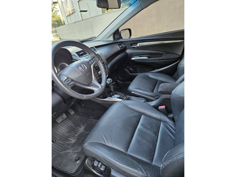HONDA - CITY - 2013/2013 - Cinza - R$ 56.000,00